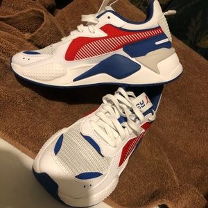 New puma shoes size 5.5